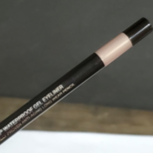 it cosmetics Other - Highlight Eyeliner